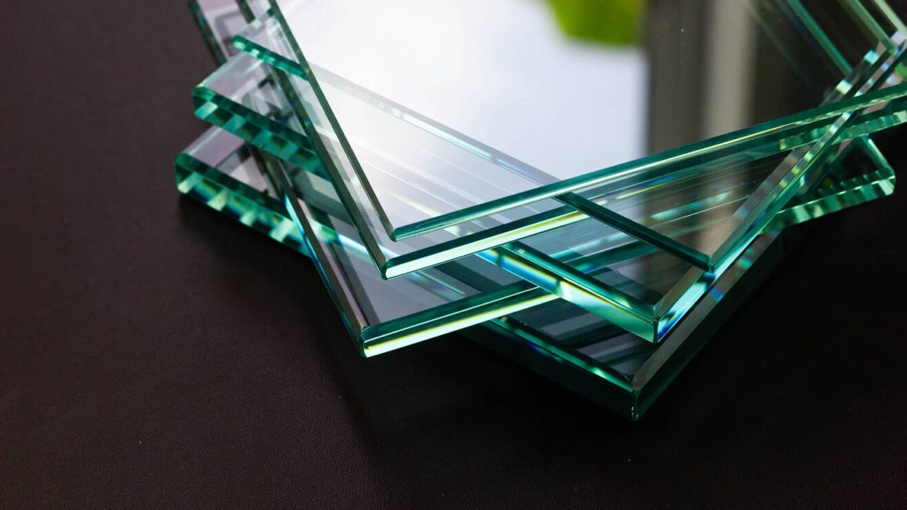 Баннер обработка кромки стекла